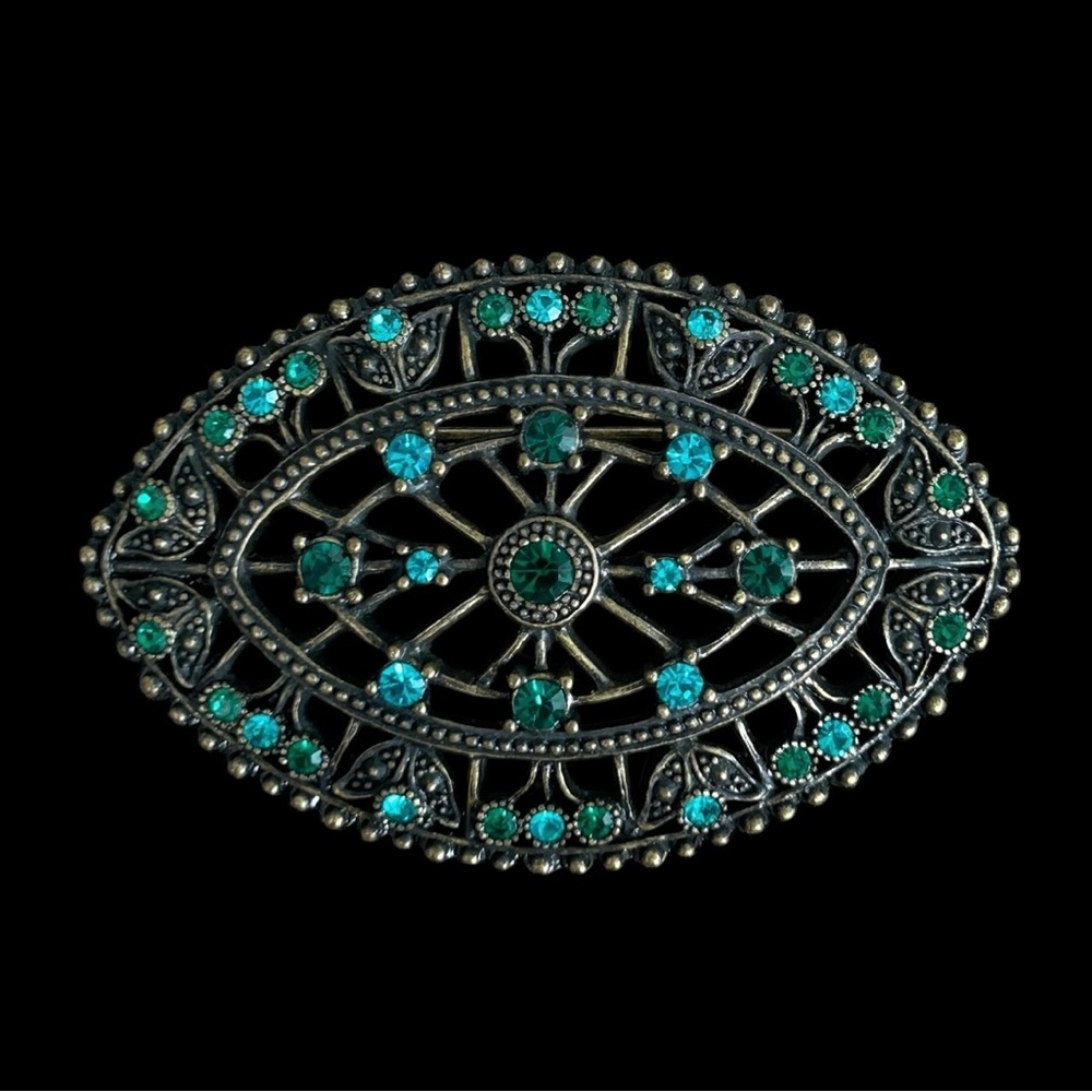 Vintage Art Deco Oval Brooch Pin Gold Tone Filigree Green Rhinestones 2.5 Inches